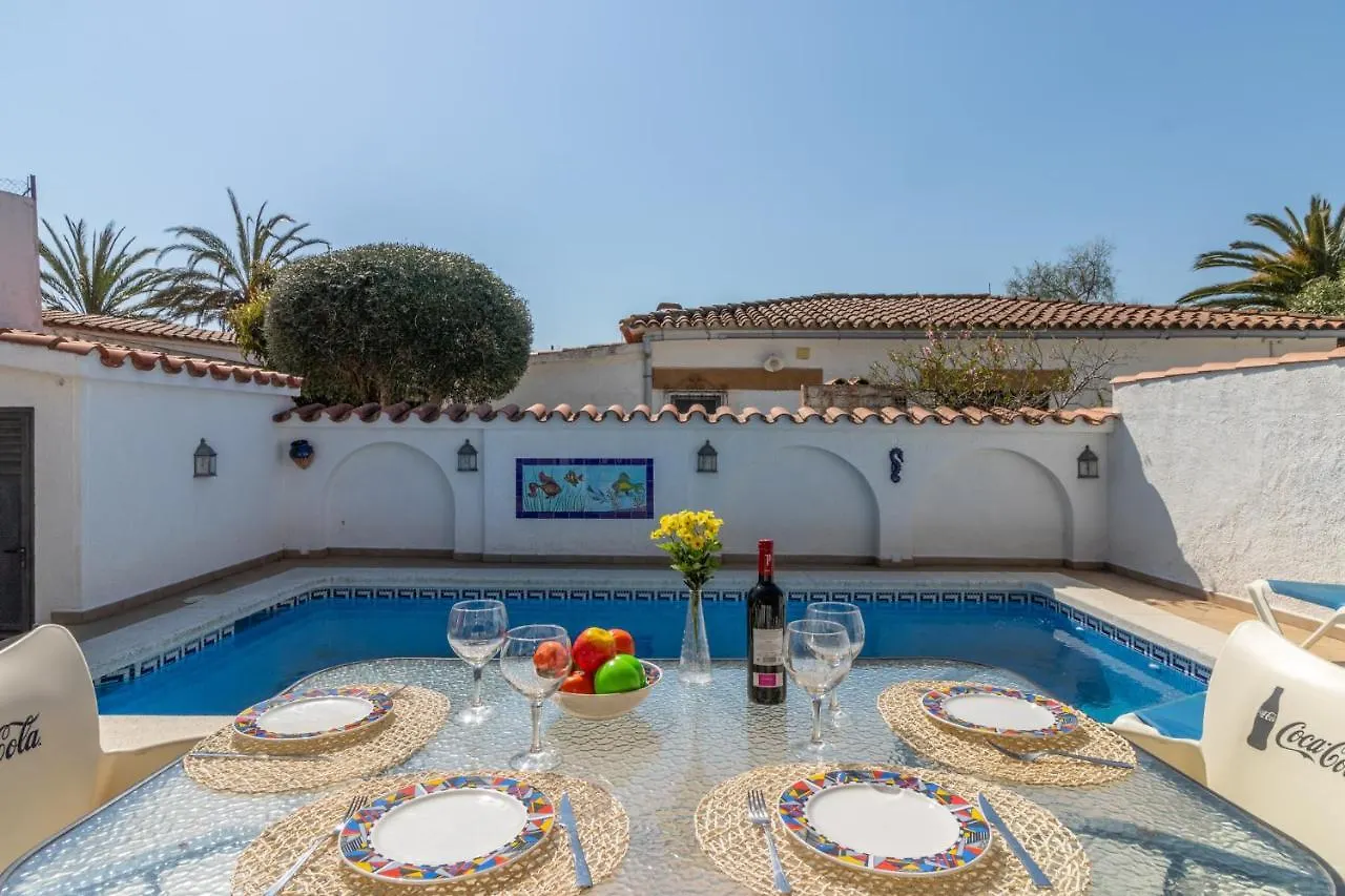 Goldhome - Requesens - Piscina Privada, Cerca Playa Empuriabrava Prázdninový dům