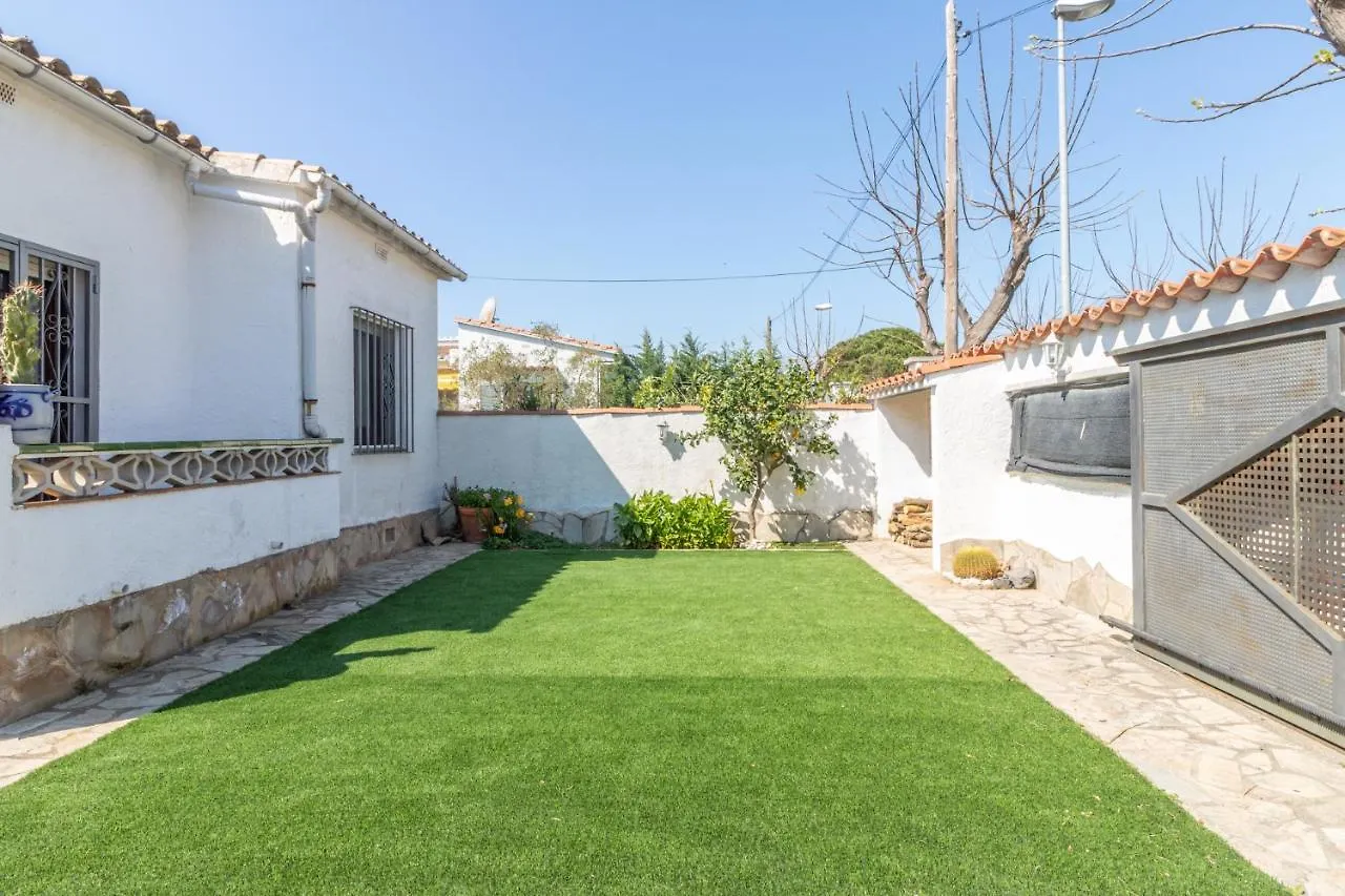 Prázdninový dům Goldhome - Requesens - Piscina Privada, Cerca Playa Empuriabrava Španělsko